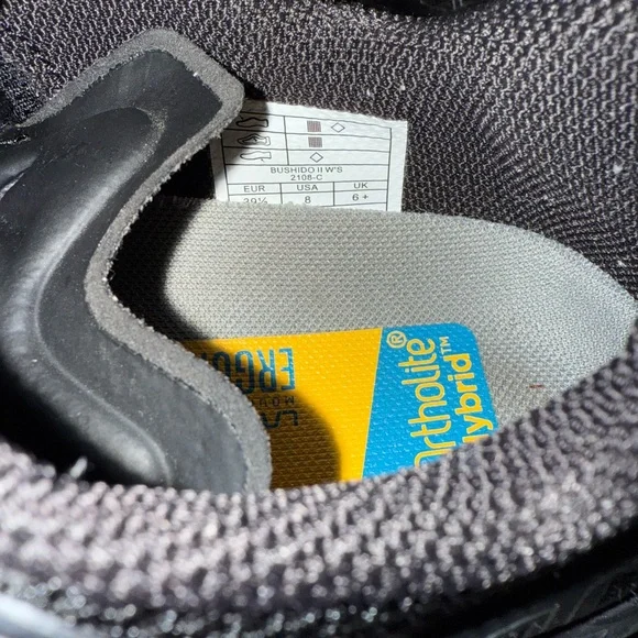 La Sportiva Bushido II Trail Running Shoe - Women's. Black/Carbon, 39.5 - Picture 6 of 6